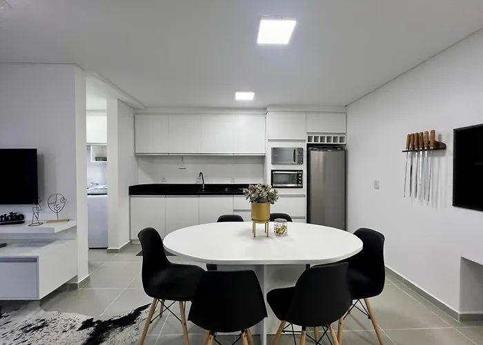 Apartamento Novo 02 Dorm 50 Metros Do Mar Ap 502